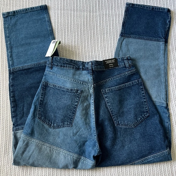 90’s Straight High Waist Jeans - Picture 3 of 7